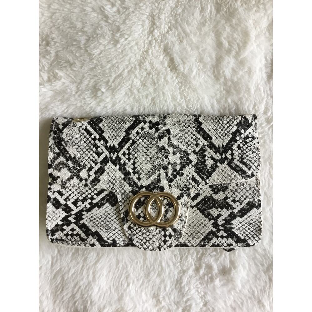 White Faux Snake Leather Metal Rings Gold Chain Crossbody Bag